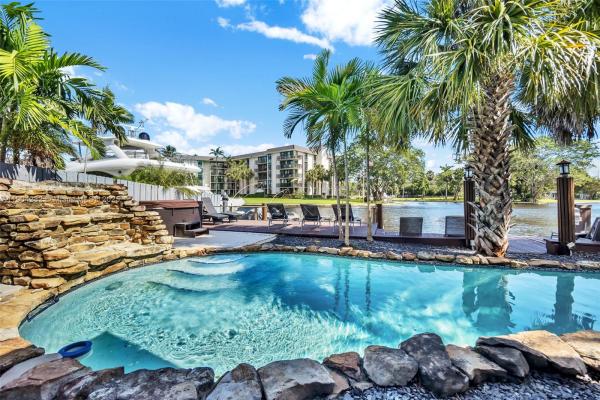 Grimm Miller, 1030 SW 14th Ter #, Fort Lauderdale, Florida 33312, image 1