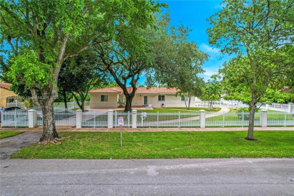 Granada, 1407 San Marco Ave, Coral Gables, Florida 33134, image 2