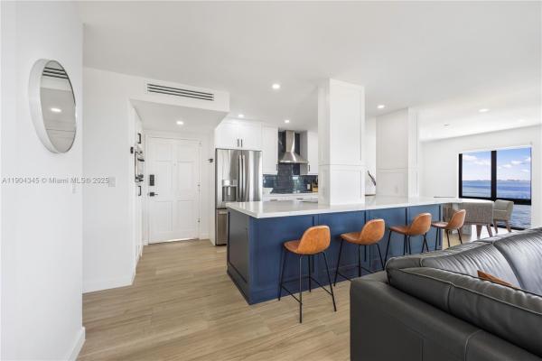 1600 South Bayshore Ln, 1600 S Bayshore Ln #4B, Miami, Florida 33133, image 3