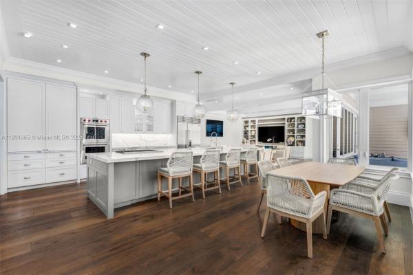 Sunset Islands, 2500 Regatta Ave, Miami Beach, Florida 33140, image 3