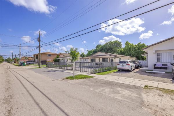 Bird Road Highlands, 3520 SW 88th Pl, Westchester, Florida 33165, image 2