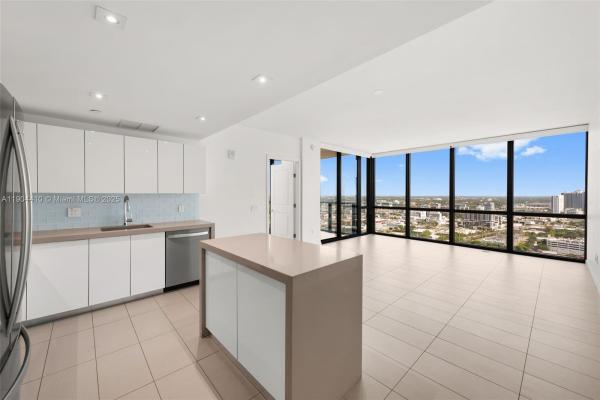 Canvas, 1600 NE 1st Ave #3016, Miami, Florida 33132, image 1