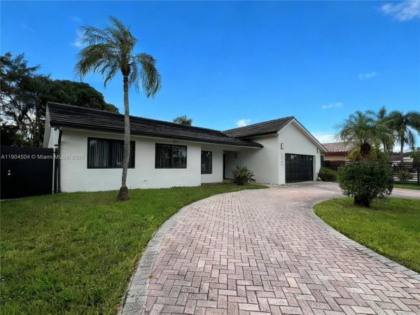 11104 SW 139th Ct, Miami, Florida 33186, image 1