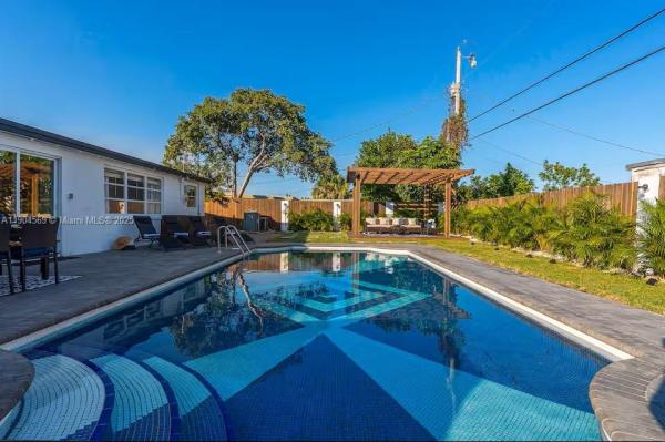 Palm Beach Square, 9134 Reed Dr #9134, Palm Beach Gardens, Florida 33410, image 1