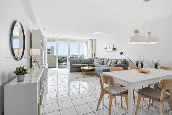 The Pavilion, 5601 Collins Ave #1517, Miami Beach, Florida 33140, image 1