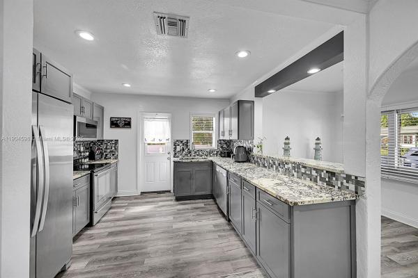 Northwood Harbor, 422 49th St, West Palm Beach, Florida 33407, image 1