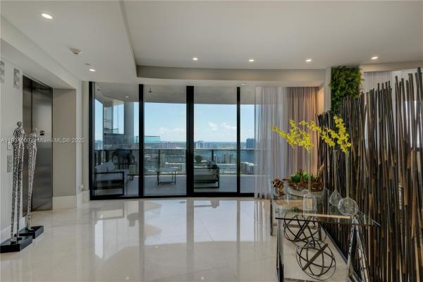 Porsche Design Tower, 18555 Collins Ave #2403, Sunny Isles Beach, Florida 33160, image 2