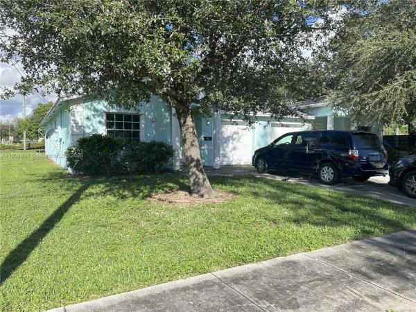 Riviera Beach No HOA, 1139 Wright St, Riviera Beach, Florida 33404, image 2