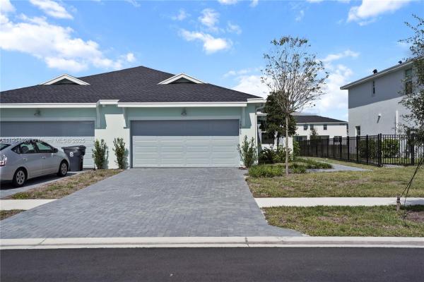 19655 Barn Swallow Way #19655, Loxahatchee, Florida 33470, image 1