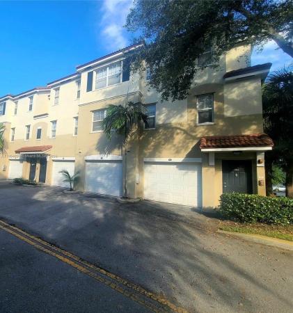 Poinciana Place, 5840 W Sample Rd #202, Coral Springs, Florida 33067, image 1