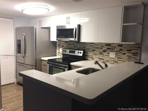 Lakes Of Jacaranda, 10749 Cleary Blvd #107, Plantation, Florida 33324, image 1