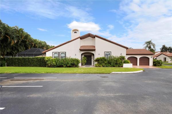 Doral Colony, 9320 NW 48th Doral Ter, Doral, Florida 33178, image 2