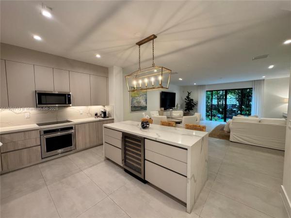 6824 SW 80th St, Miami, Florida 33143, image 1