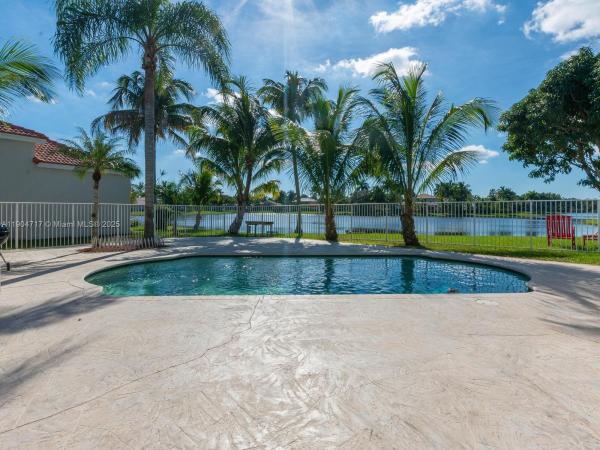 Heritage Lake, 642 Heritage Dr 0, Weston, Florida 33326, image 1
