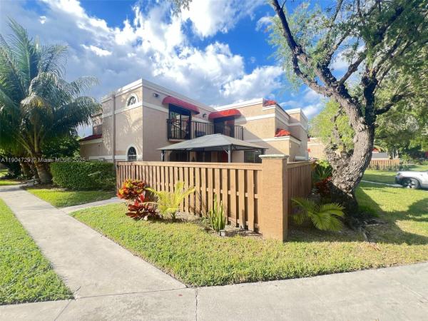Banyan Lake, 8116 Severn Dr #C, Boca Raton, Florida 33433, image 1