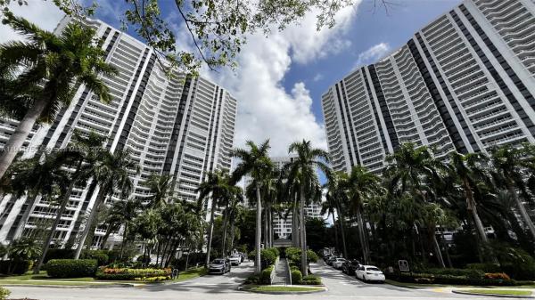 Atlantic 2 At The Point, 21150 NE 38th Ave #1202, Aventura, Florida 33180, image 1