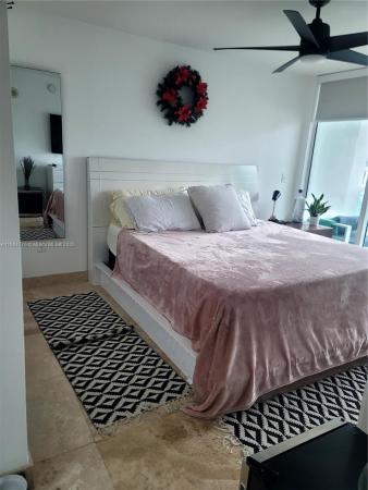 Brickell On The River North Tower, 31 SE 5th St #1402, Miami, Florida 33131, image 1