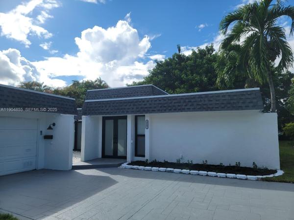 The Woodlands, 4603 King Palm Dr, Tamarac, Florida 33319, image 1