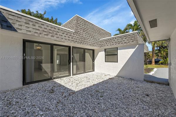The Woodlands, 4603 King Palm Dr, Tamarac, Florida 33319, image 3