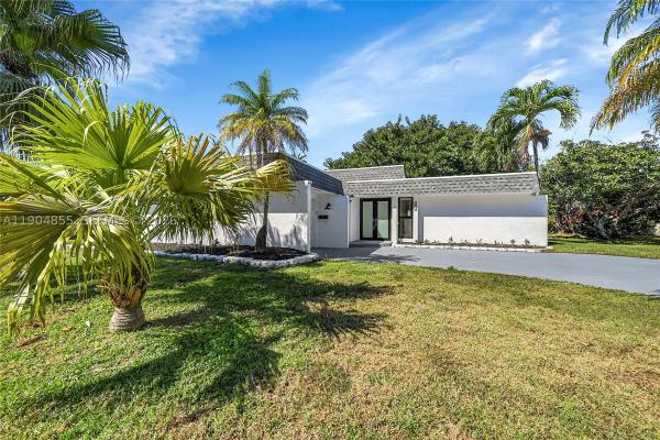 The Woodlands, 4603 King Palm Dr, Tamarac, Florida 33319, image 1