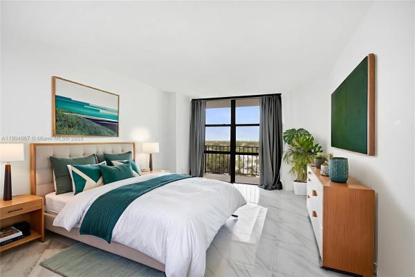Oceanview Park, 1000 Parkview Dr #811, Hallandale Beach, Florida 33009, image 2