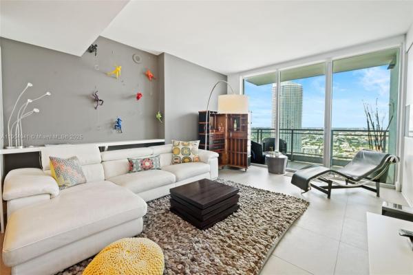 Mint At Riverfront, 92 SW 3rd St #3809, Miami, Florida 33130, image 1