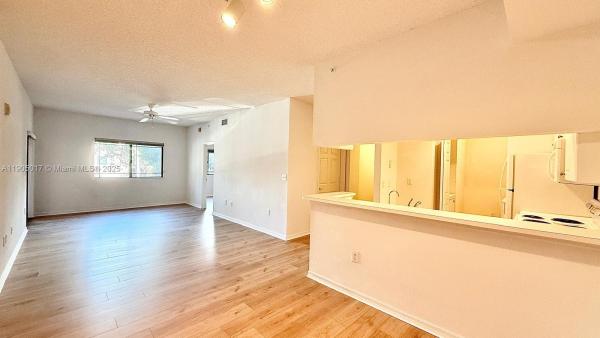 Sarento At San Matera, 2808 Amalei Dr #203, Palm Beach Gardens, Florida 33410, image 1