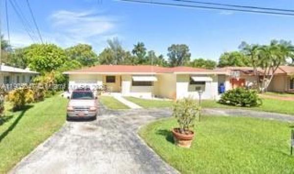 127 Calle Largo Dr, Hollywood, Florida 33021, image 1