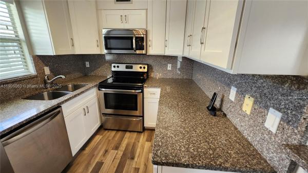 756 Flanders P #756, Delray Beach, Florida 33484, image 1