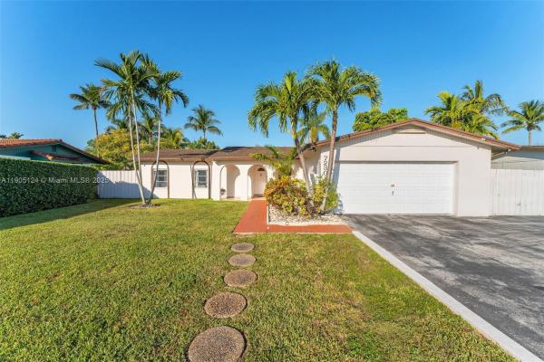 Winston Park, 7230 SW 131st Ave, Kendale Lakes, Florida 33183, image 2