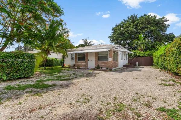 402 NW 102nd St, Miami, Florida 33150, image 1