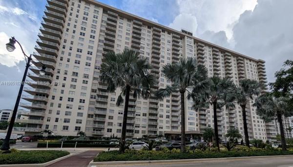Winston Towers 100, 250 174th St #317, Sunny Isles Beach, Florida 33160, image 1