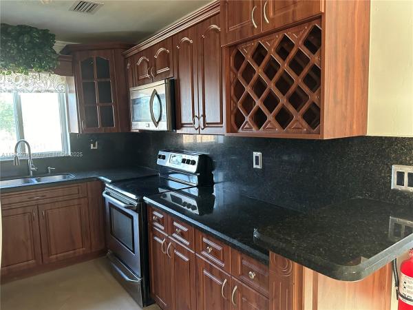 Hollywood East, 1718 N 27th Ave, Hollywood, Florida 33020, image 1