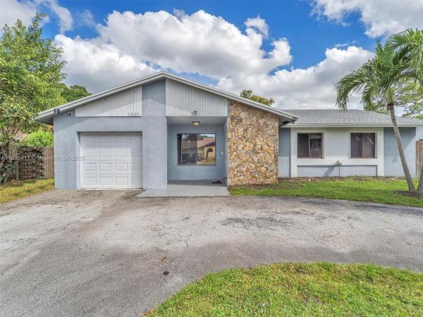 Palm Gate, 1027 SW 49th Ter, Margate, Florida 33068, image 1