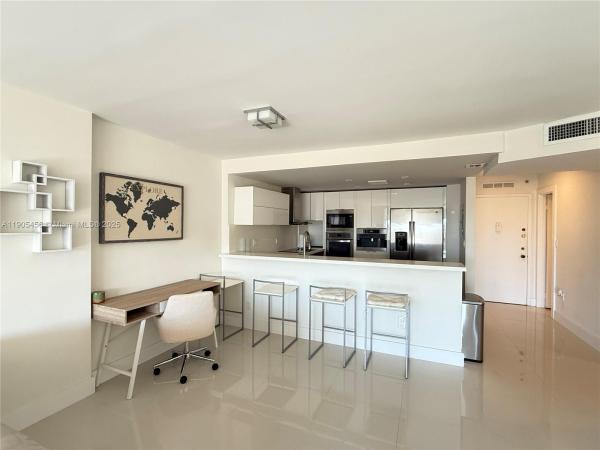 Commodore Plaza Century, 2780 NE 183rd St #1403, Aventura, Florida 33160, image 1