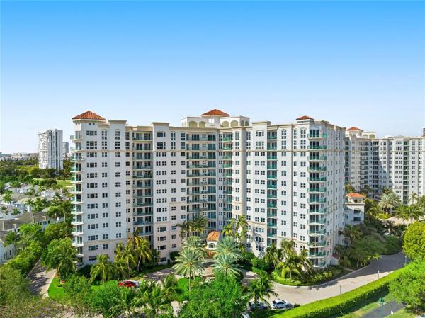 Turnberry Village South Tower, 19900 E Country Club Dr #310, Aventura, Florida 33180, image 1
