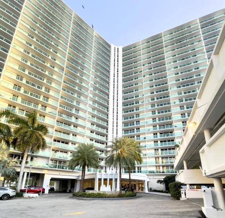 Arlen House East, 100 Bayview Dr #412, Sunny Isles Beach, Florida 33160, image 1