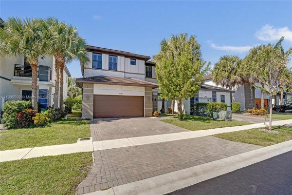 4947 Whispering Way, Fort Lauderdale, Florida 33312, image 1