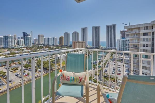 Arlen House West, 500 Bayview Dr #2031, Sunny Isles Beach, Florida 33160, image 1