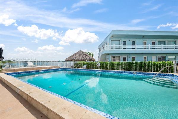 The Fairmont House, 2700 NE 135th St #48, North Miami, Florida 33181, image 1