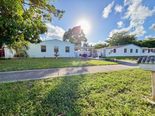 Lake Forest, West Park, Florida 33023, image 1