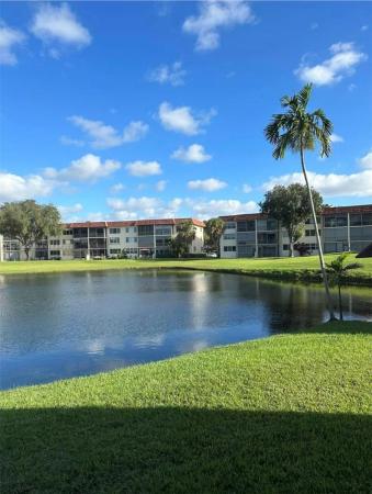 Hollybrook Golf & Tennis Club, 8961 S Hollybrook Blvd #101, Pembroke Pines, Florida 33025, image 1