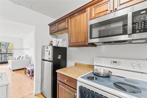 Coral Springs, Florida 33065, image 1