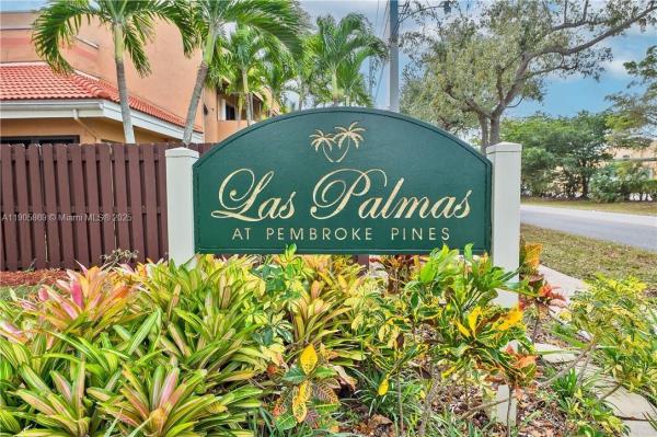 Las Palmas Townhomes At Pembroke Lakes South, 12032 S Las Palmas Dr, Pembroke Pines, Florida 33025, image 1