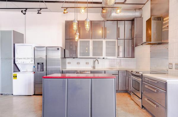 Wynwood Lofts, 250 NW 23rd St #405, Miami, Florida 33127, image 2