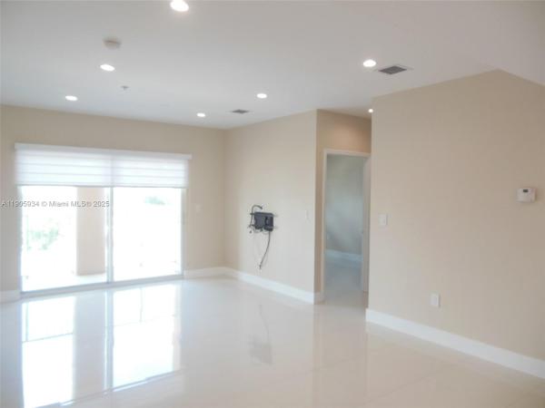 Shamrock By The Gables, 2280 SW 32nd Ave #406, Miami, Florida 33145, image 2