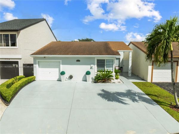9746 SW 147th Ct, The Hammocks, Florida 33196, image 3