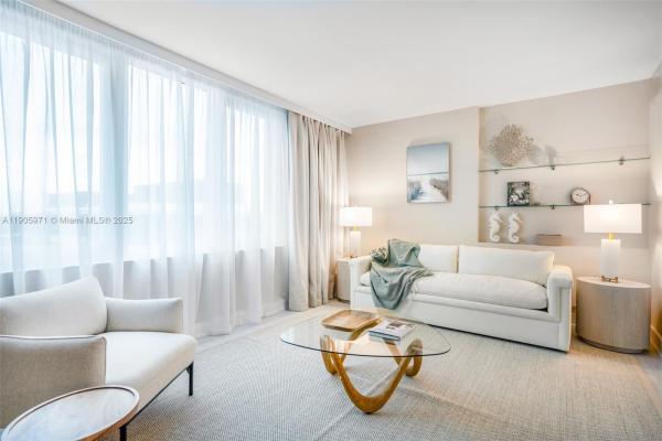 Roney Palace, 2301 Collins Ave #836, Miami Beach, Florida 33139, image 1