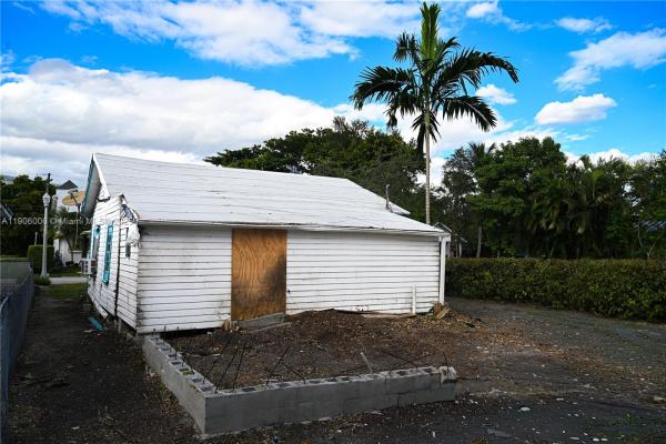 Mac Farlane Homestead, 134 Florida Ave, Coral Gables, Florida 33133, image 3