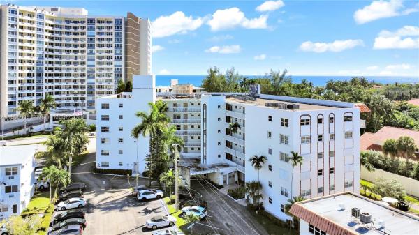 Golden View, 3199 S Ocean Dr #408, Hallandale Beach, Florida 33009, image 1